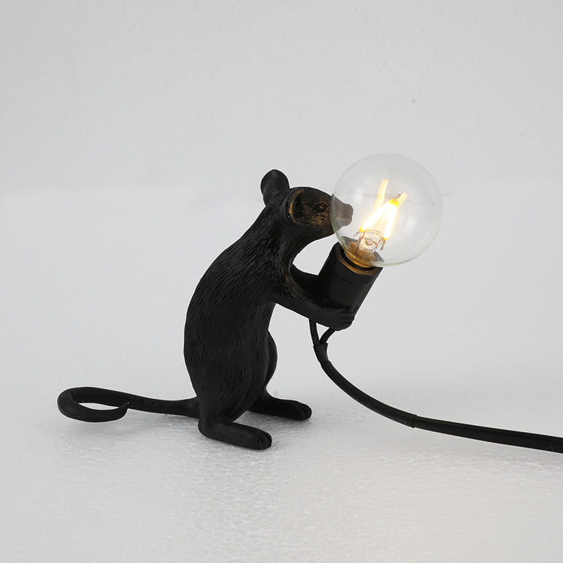 Postmodern Resin Animal Rat Mouse Table Lamp Small Mini Mouse Cute LED Night Lights Home Décor Desk Lights Bedside Lamp Decorative Table Lamp Cute Study Lamps for Bedroom Décor (