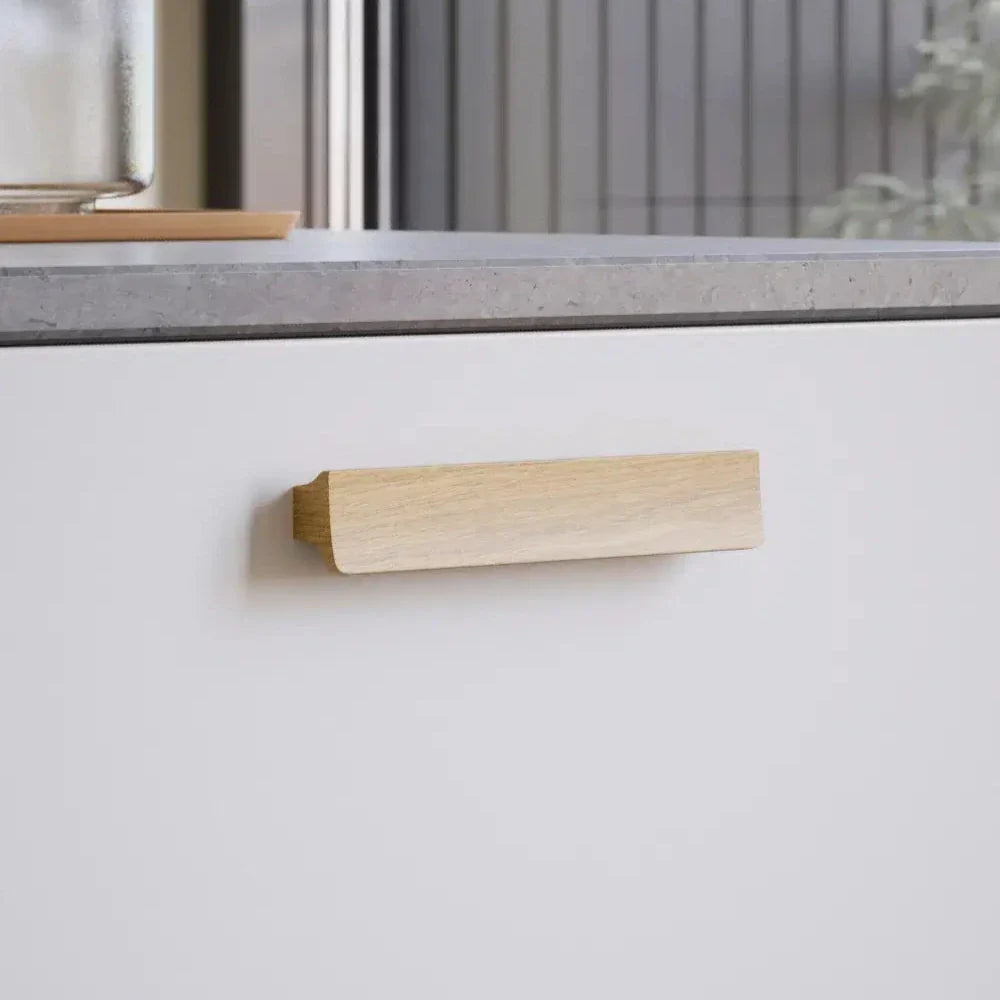 Lacquered Oak Wood "Ante" Drawer Pulls