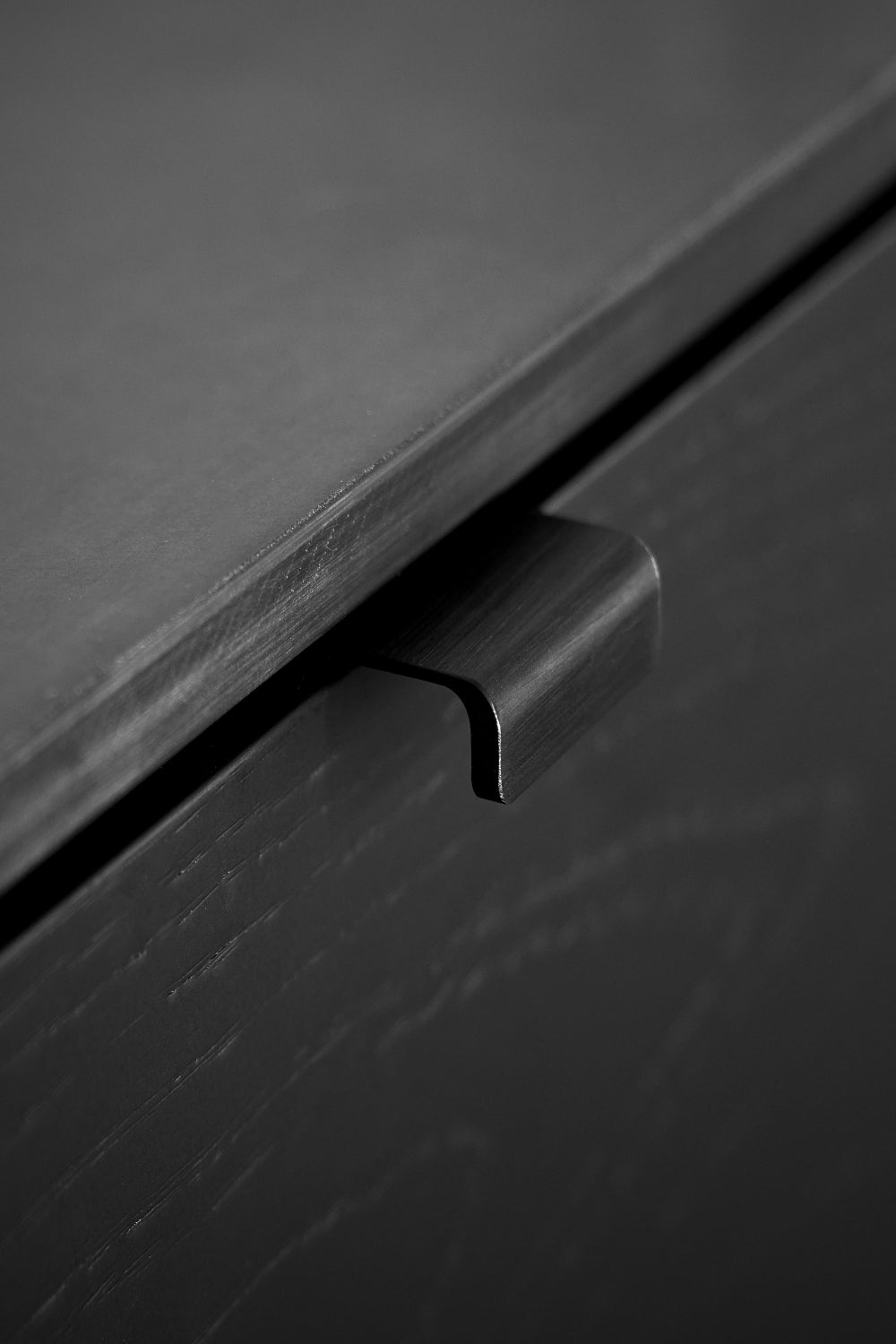 Edge Brushed Matt Black "Artisan" Drawer Pulls