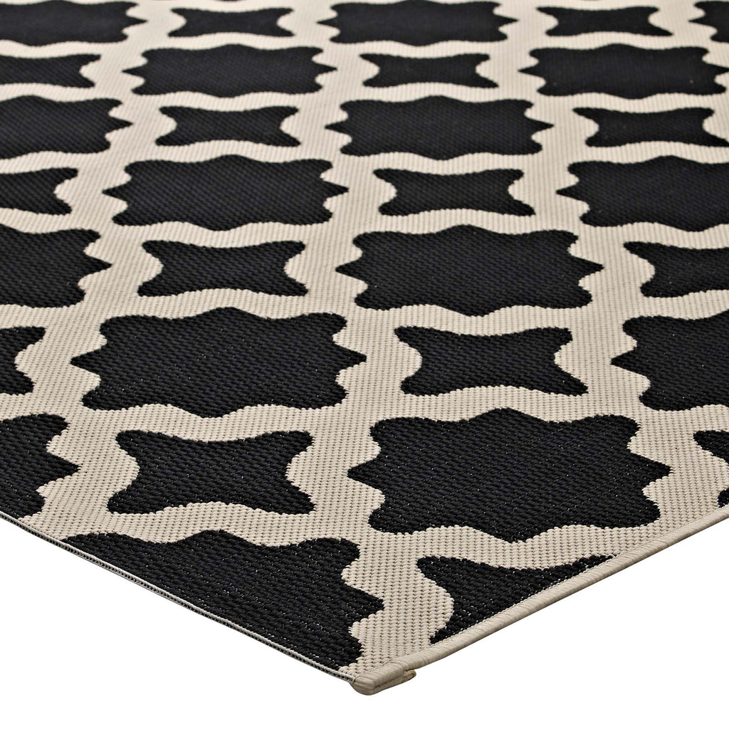 Cerelia Moroccan Trellis Indoor and Outdoor 5x8 Area Rug by Modway