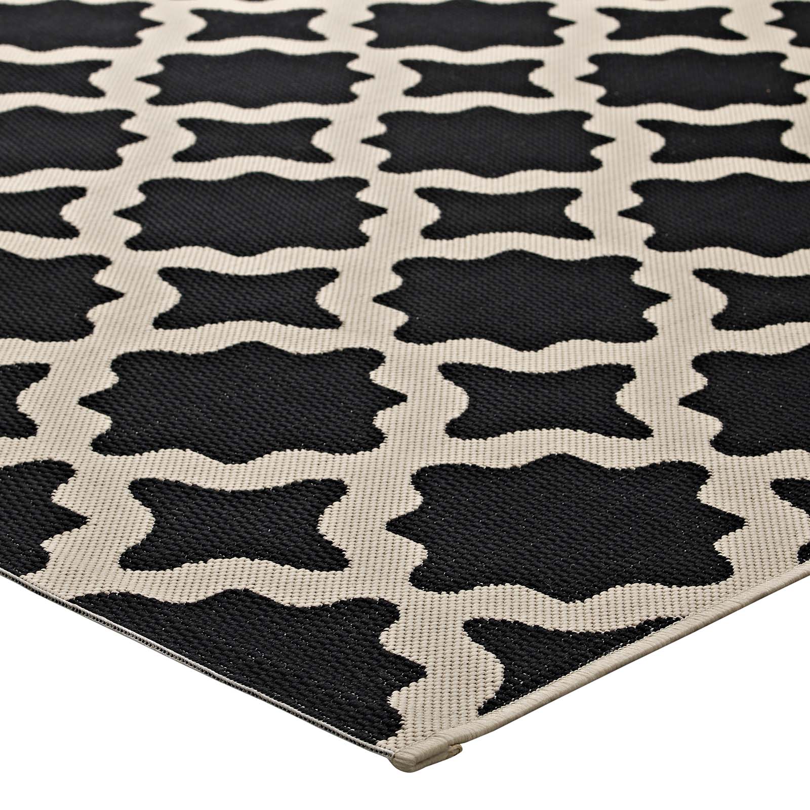 Cerelia Moroccan Trellis Indoor and Outdoor 5x8 Area Rug by Modway